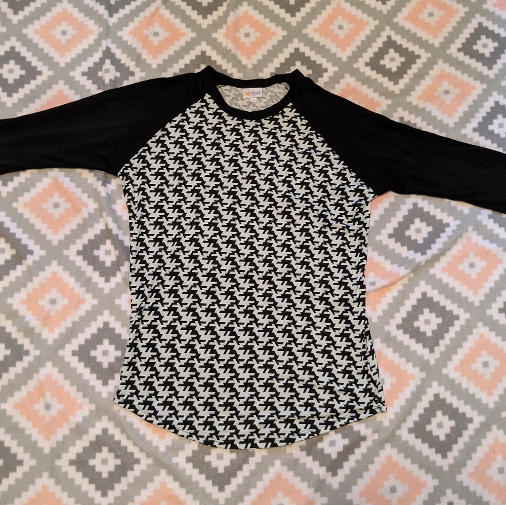 LuLaRoe shirt